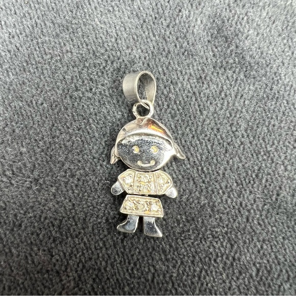 Little Girl Sterling Silver Charm - Picture 1 of 2